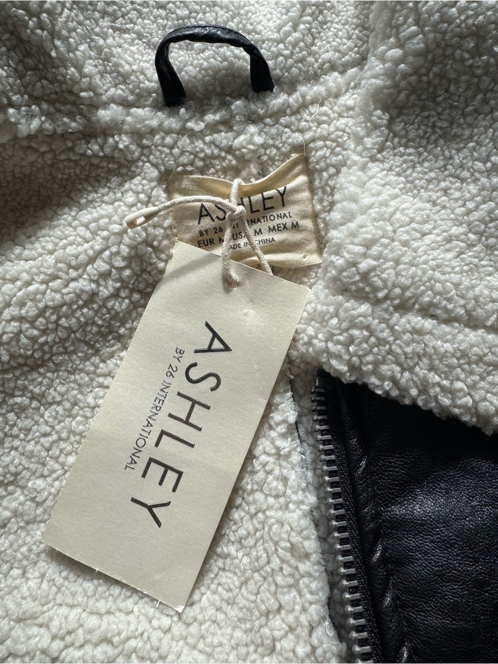 BOOT BARN Women's Black Faux Leather Sherpa-Trim Vest with Cream Collar - Picture 5 of 12